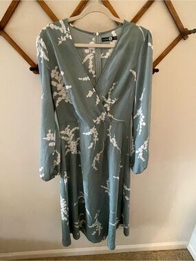 Boohoo Green Floral Dress